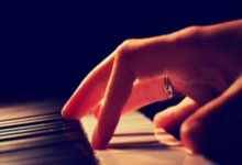 [图]詹姆斯20+14+6 主场117-96大胜凯尔特人.